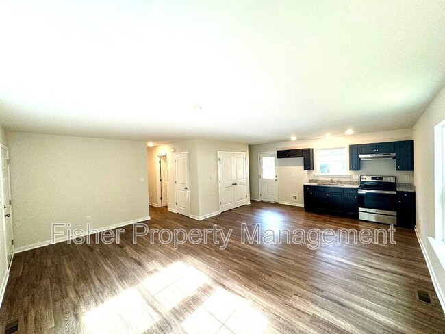 Building Photo - 3121 Alvis Avenue