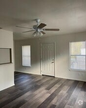 Building Photo - 5408 McCullough Ave