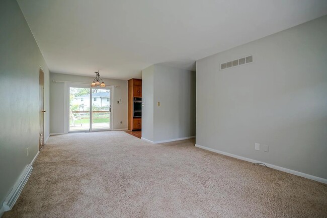 Building Photo - 6134-Lower & Upper N Jayar Drive