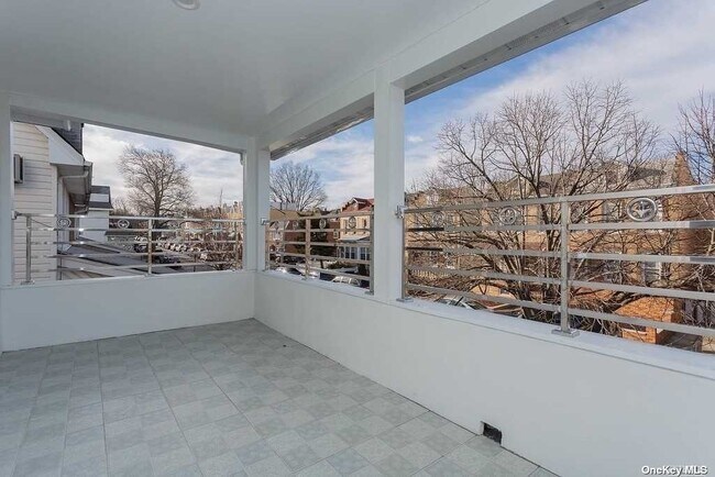 Foto del edificio - 78-11 82nd St