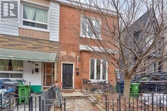 Building Photo - 150 Manning Ave