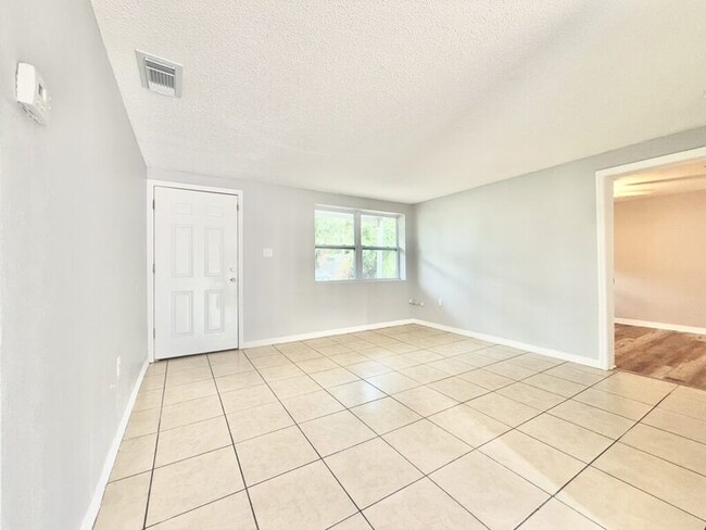 Foto del edificio - 4611 E 24th Ave