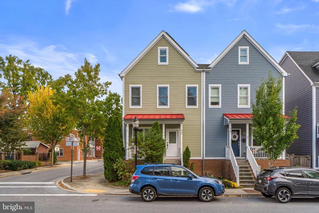Primary Photo - 620 N Bentz St