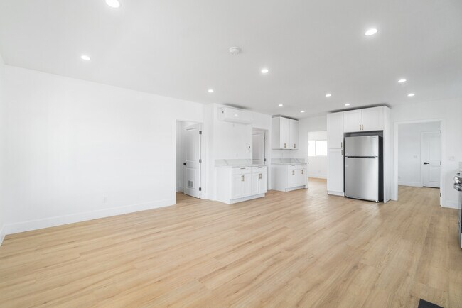 Foto del edificio - 301 S Cabrillo Ave