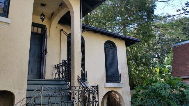 320 Monticello Ave Jefferson La 70121 Apartment For In Private Entrance 320 Monticello Ave