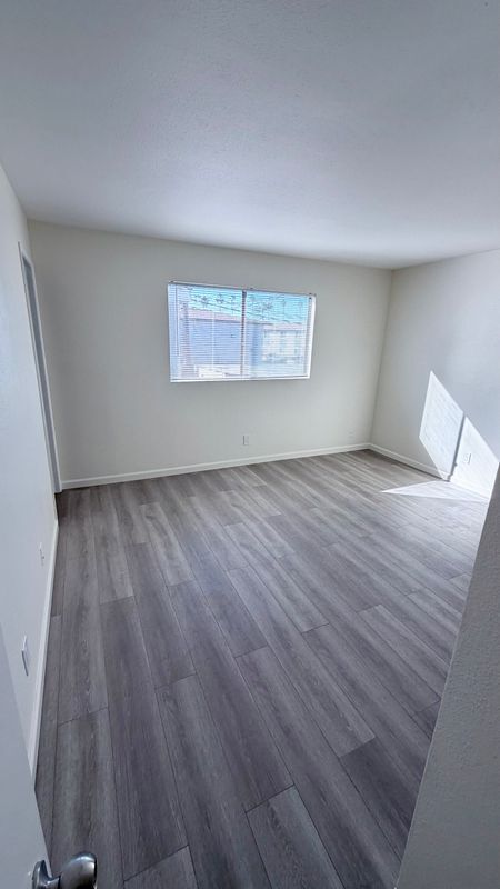 Foto del edificio - 1621 Gish Ave