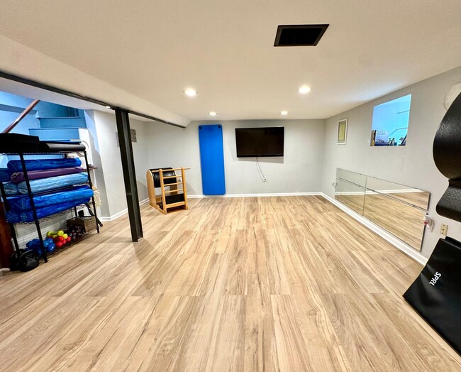 Foto del edificio - 611 Harvard Rd