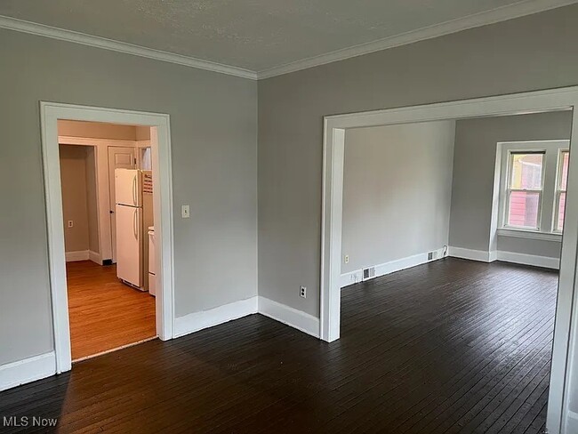 Foto del edificio - 12818 Beachwood Ave