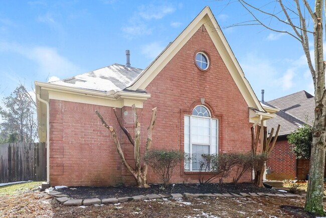 Foto del edificio - 6943 Parkbrook Ln