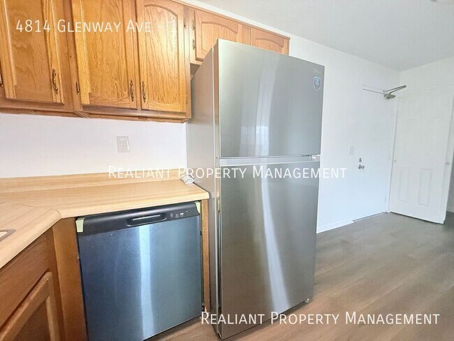 Foto del edificio - 4814 Glenway Ave