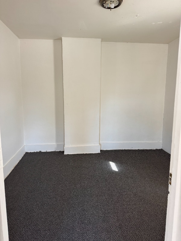 Building Photo - 920 Broadway St