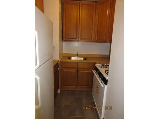 Primary Photo - 13235 Sanford Ave
