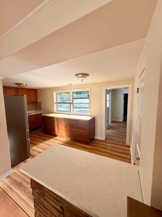 Foto del edificio - 16511 22nd Ave NE