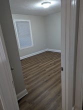 Building Photo - 1025 Hazelwood Dr