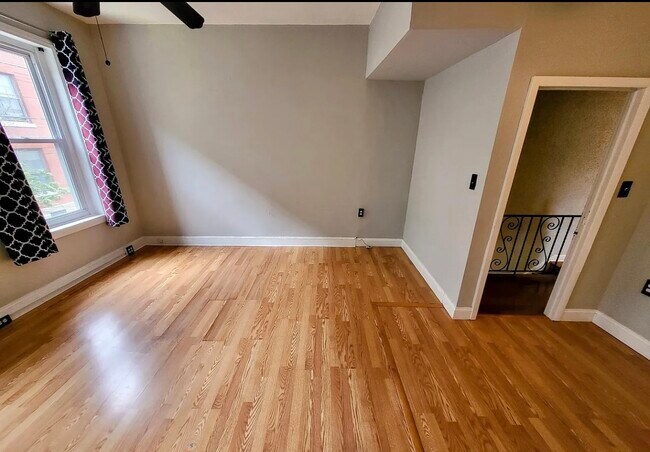 Habitación - 2222 Earp St