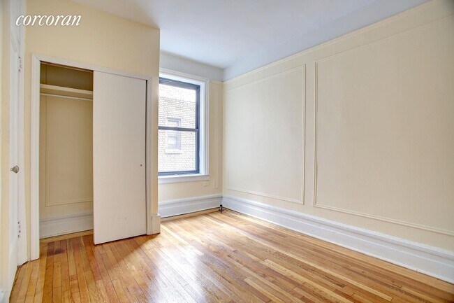 Building Photo - 160 Claremont Ave