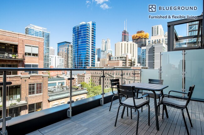 Foto del edificio - 676 North LaSalle Drive-SI FL7-ID324