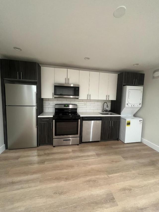 Foto del edificio - 2 bedroom in BROOKLYN NY 11233