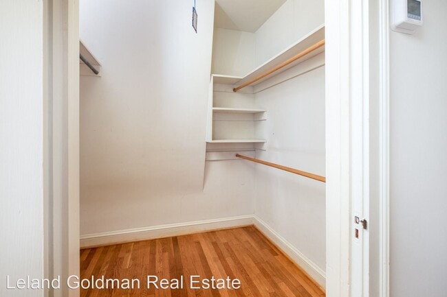 Building Photo - 3 br, 2.5 bath House - 216 Cavalier Drive