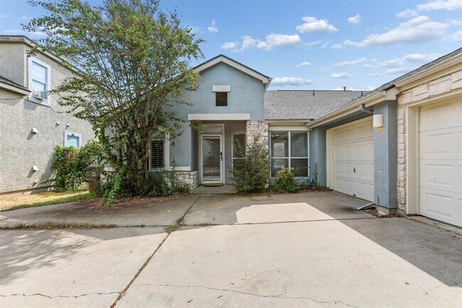 Building Photo - 2527 Tandi Trail