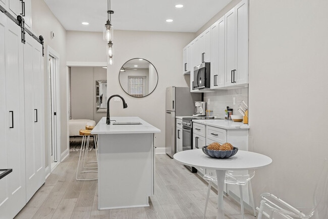 Foto del edificio - 218 4th St SE