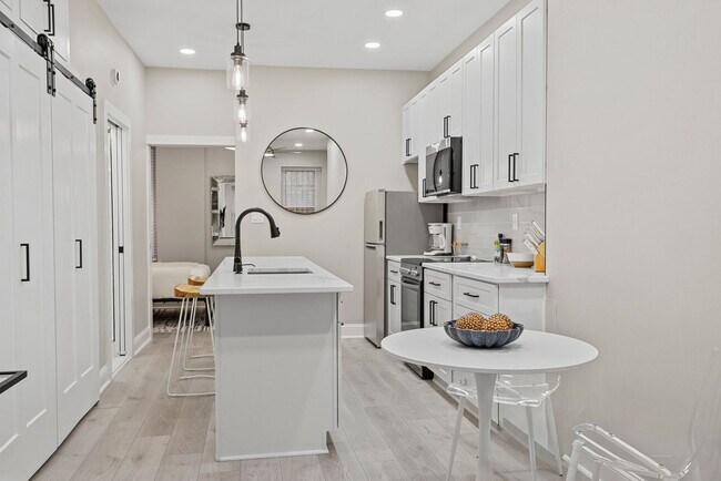 Foto del edificio - 218 4th St SE