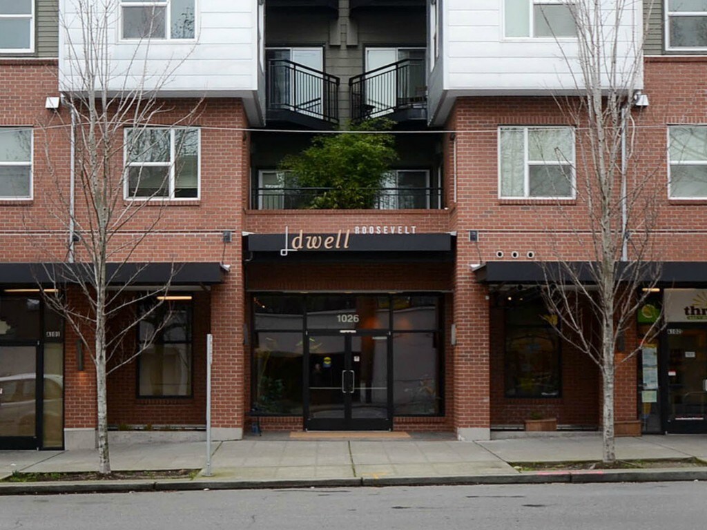Primary Photo - 1026 NE 65th St