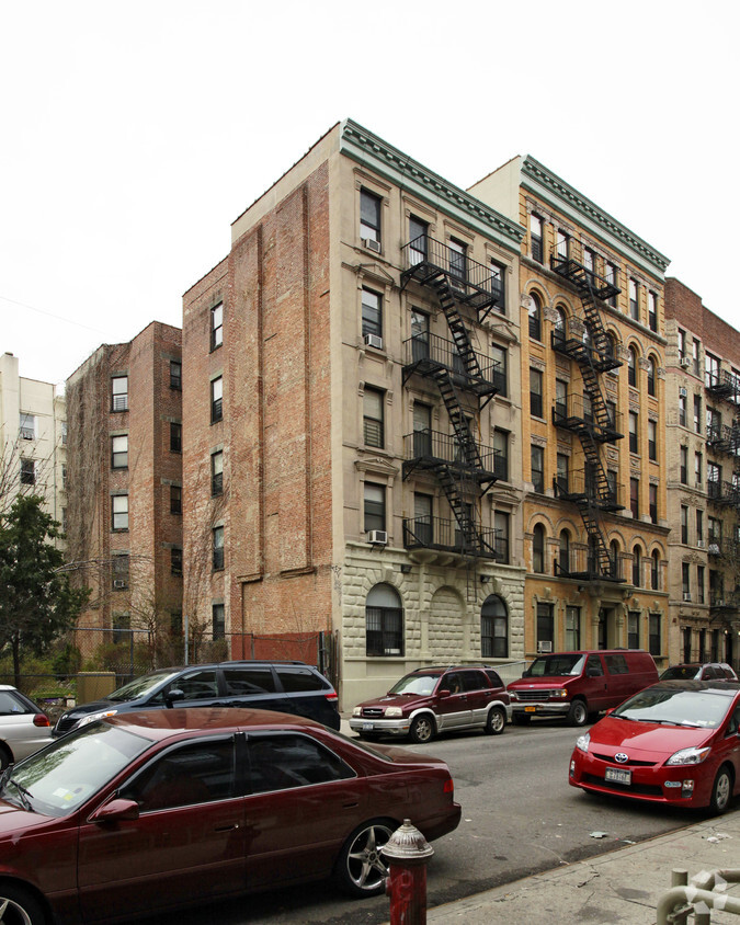 Primary Photo - 340 E Fourth St
