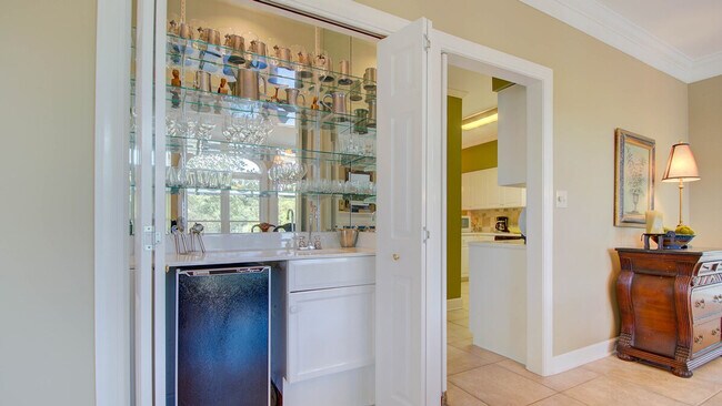 Foto del edificio - 127 Marsh Lake Dr