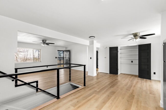 Building Photo - 36839 Gaylin Ave