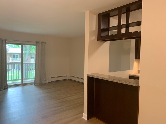 Foto del edificio - 2422 N Kennicott Dr