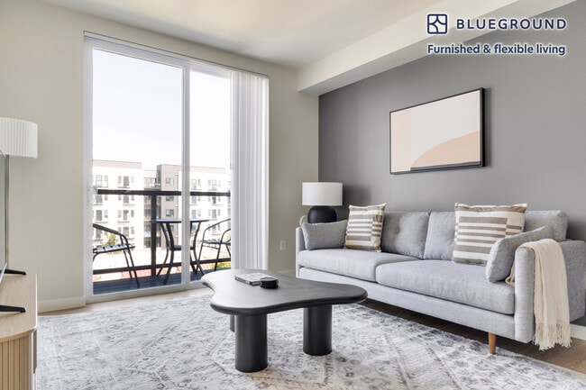 Building Photo - 18004 Midvale Ave N