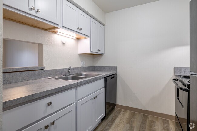 Hampton - Cocina - Benson Hills Apartments