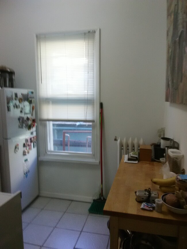 kitchen - 754 McDonald Ave