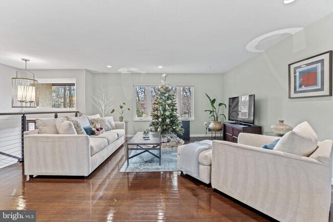 Foto del edificio - 1411 Aldenham Ln