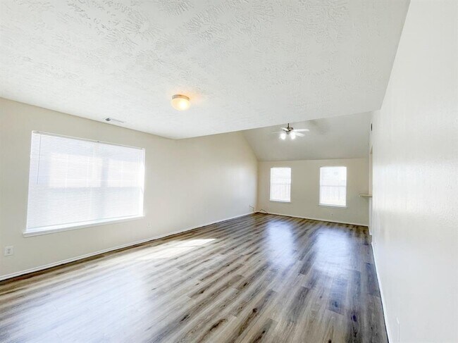 Foto del edificio - 4714 Lonestone Cir