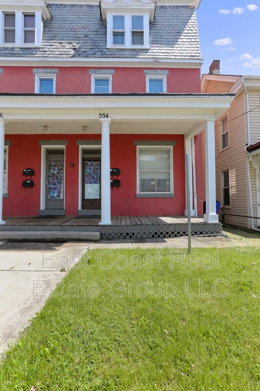 Building Photo - 554 Salem Ave