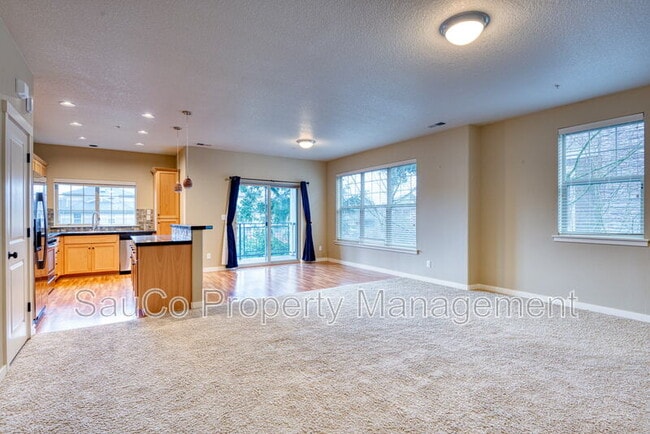 Building Photo - 8712 NE Delamere Way