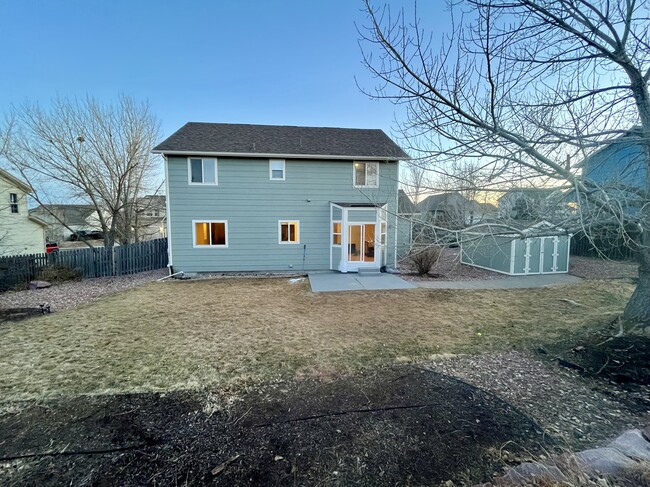 Building Photo - 9398 Bur Oak Ln