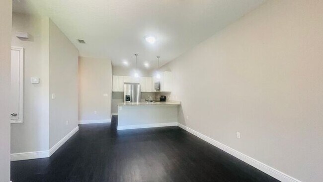Building Photo - 1645 Cumin Dr