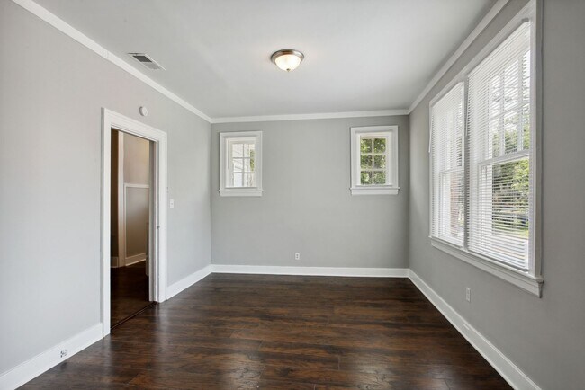 Foto del edificio - 901 E 37th St
