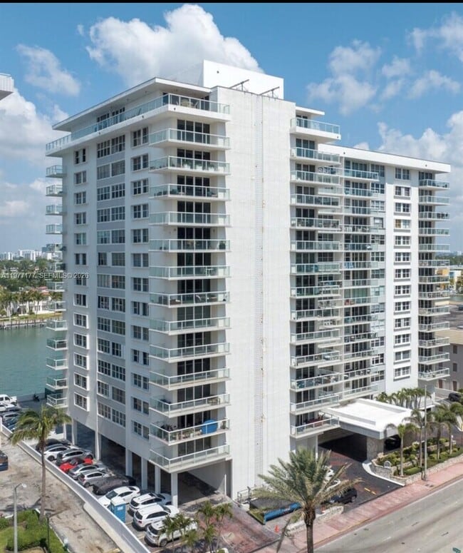 Building Photo - 5750 Collins Ave