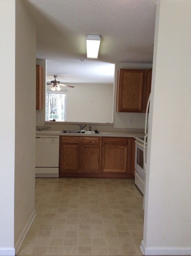 Building Photo - Two Bedroom Townhome in The Farm