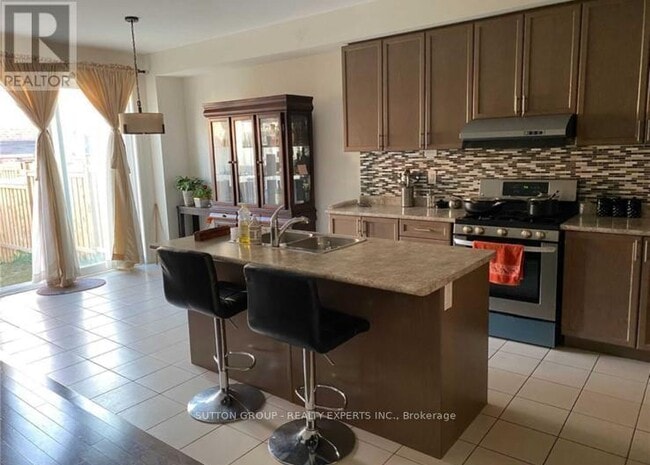 Building Photo - 67 Vezna Cres