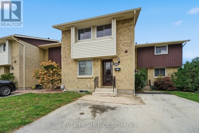 Building Photo - 50 Lakeshore Rd