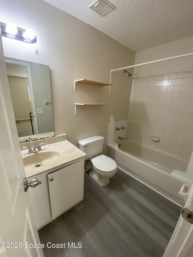Foto del edificio - 4412 Overlook Dr