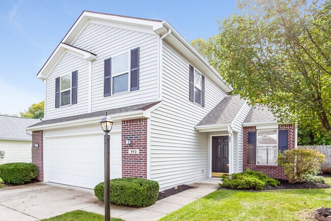 Building Photo - 943 Angus Ln