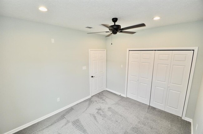 Building Photo - 111 Big Deer Dr