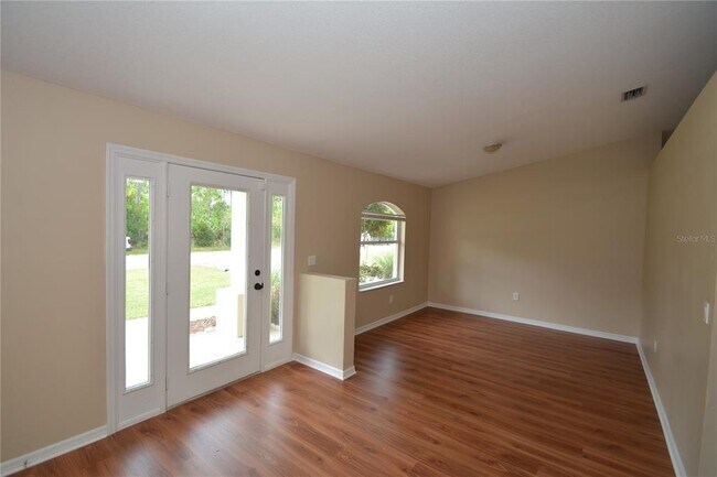 Building Photo - 51 Pine Haven Dr