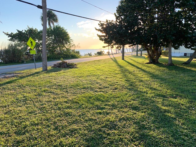 Primary Photo - 13825 S Indian River Dr
